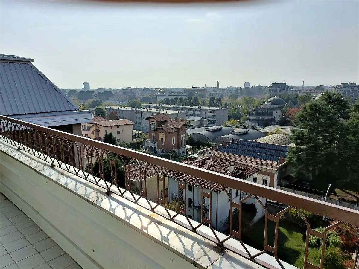 Trilo Busto Skyline Apartment Busto Arsizio